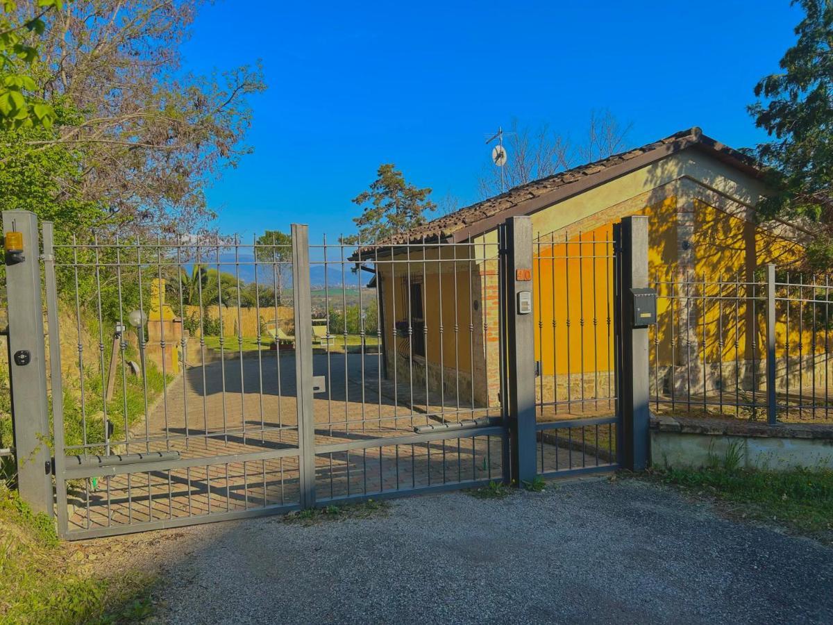 Casolare Del Maestrale - M&M Holiday House Perugia Zewnętrze zdjęcie